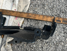 Load image into Gallery viewer, 115 100 90 75 hp Mercury 858743a2 100-858743 strbd 100-878857 878857a1 port Side Covers Lower Cowl Four Stroke 1999 - 2005