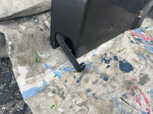 Load image into Gallery viewer, 200 225 hp Johnson 344806 0344806 LOWER COVER Port 0439773 439773 LOWER & SEAL Stbd Evinrude Two Stroke Venom Gray