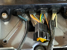 Cargar imagen en el visor de la galería, 150 175 200 hp Yamaha CDI cu2683 control unit 61H-85540-00-00, 1990 - 1993 Two Stroke

