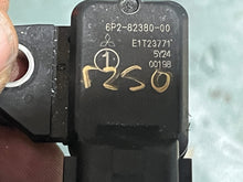 Lade das Bild in den Galerie-Viewer, f 250 hp Yamaha MAP PRESSURE SENSOR 6P2-82380-00-00 four stroke 2005-2024 some 200 - 350 hp similar range
