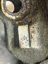 Load image into Gallery viewer, sold ebay aug2025——5.0 5.7 Liter OMC 1989 cylinder head #1 3853852 985431 Valve Cover 0986748 volvo
