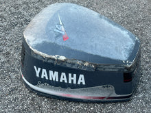 Cargar imagen en el visor de la galería, 130 115 hp Yamaha TOP COWLING 6N7-42610-S0-4D engine cover Saltwater Series two stroke 1994-1999
