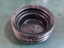 Lade das Bild in den Galerie-Viewer, Volvo OMC Mercruiser PULLEY 19692 circulation pump 4.3 5.0 5.7 7.4 8.2L V8 GLM
