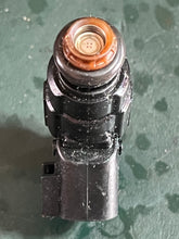 Load image into Gallery viewer, Bosch Mercruiser Volvo FUEL INJECTOR 12567905 0280 by156081 3858969 inboard outboard
