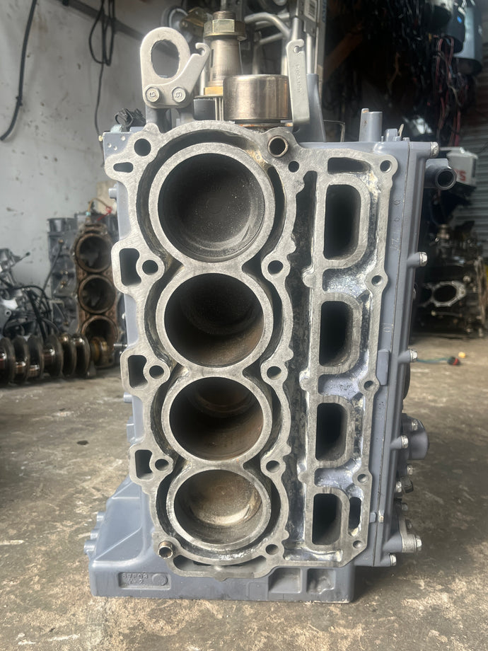f 115 hp Yamaha mercury CYLINDER BLOCK with rotating assembly 68V-W009B-03-1S CRANKCASE 68V-15100-01-1S four stroke 2000-2003