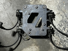 Load image into Gallery viewer, 115 130 hp Yamaha IGNITION COIL ig-39 6R3-85570-01-00 CDI BRACKET 6N7-85542-00-EK 6N7-01 two stroke 1990-2009
