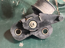 Load image into Gallery viewer, BF 130 115 hp Honda TRIM ANGLE SENSOR sender 35660-ZW5-013 four stroke ‘99 may be compatible with BF 135 150 hp
