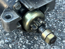 Load image into Gallery viewer, 250 hp Mercury STARTER MOTOR 50-8184455 two stroke EFI 1994-1996 some compatibility 225 300 hp
