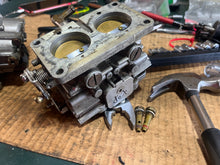 Lade das Bild in den Galerie-Viewer, sold ebay june2-2024——115 hp Yamaha CARBURETOR ASSEMBLY 1 &amp; 2 6E5-14301-13-00 2 6E5-14302-13-00 1986-95 two stroke oem
