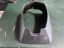 Lade das Bild in den Galerie-Viewer, 50 40 hp Yamaha bottom cowling APRON 63D-42741-00-4D 1995-2006
