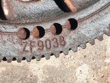 Cargar imagen en el visor de la galería, damage wheel DF 250 hp Suzuki 32102-93J01 FLYWHEEL four stroke 2004-2011 compatible 200 - 300 hp 11 5/8ths
