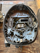 Lade das Bild in den Galerie-Viewer, f 150 hp Yamaha 20” long MIDSECTION with bottom cowling
