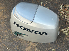 Lade das Bild in den Galerie-Viewer, BF 50 40 hp Honda 63100-ZW4-H01ZA ENGINE COVER NH282MU top cowl 2005-up
