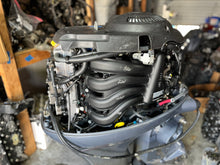 Cargar imagen en el visor de la galería, 2018 F90 hp Yamaha Four Stroke Vmax 20” 1600 Hours with rebuilt lower unit
