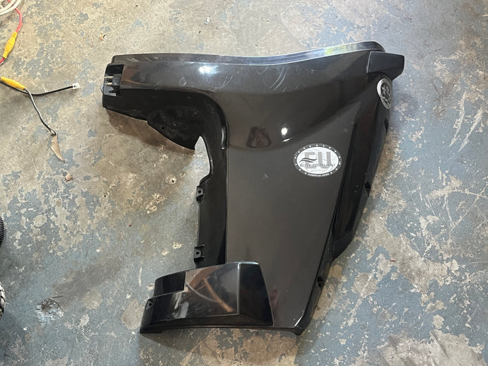 30 25 15 hp Evinrude E-tec LOWER SIDE COVER PORT 5009197 two stroke 2017 AB AF