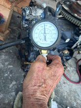 Cargar imagen en el visor de la galería, 70 hp Tohatsu Nissan POWERHEAD CYLINDER &amp; CRANK CASE ASSEMBLY 360011001 two stroke two cylinder 1986-2002
