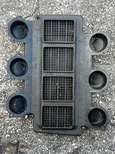 Lade das Bild in den Galerie-Viewer, 250 hp Yamaha 76 degree INTAKE AIR SILENCER 99999-02103-00 two stroke 1990-1992 international compatibility
