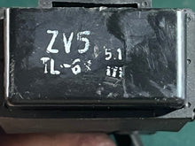 Lade das Bild in den Galerie-Viewer, sold local mar2024—BF 50 40 hp Honda 34310-ZV5-821 TRIM CONTROL UNIT relay 199  7-2002 Not Available nla  BAYS BAZS BAZL outboard four stroke
