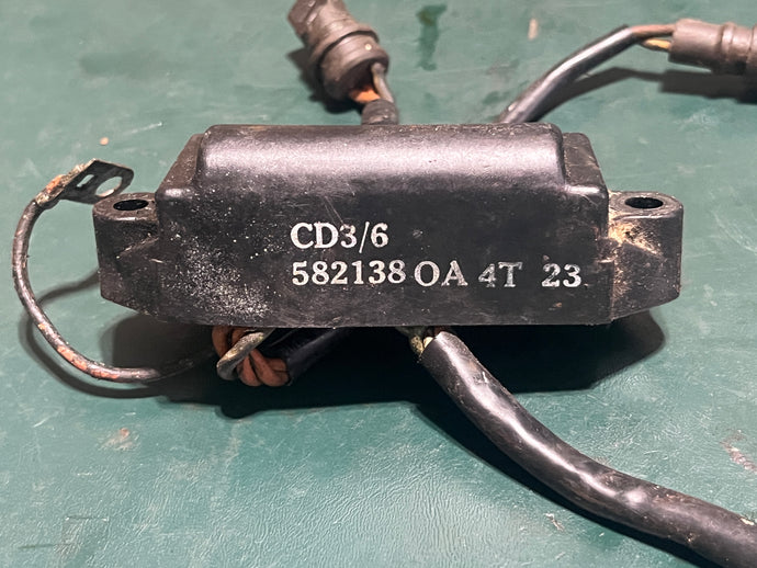 70 - 235 hp Johnson Evinrude 582138 power pack cdi unit Two Stroke 0582138 1980-84