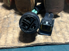 Charger l'image dans la galerie, vendu ebay juin2025——250 225 200 hp Yamaha ALTERNATEUR STATOR 65L-85510-10-00 ox66 &amp; 76d deux temps 2002
