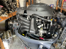 Cargar imagen en el visor de la galería, 2018 90 hp Yamaha VF Four Stroke Vmax 20” Complete Motor 1600 Hours with rebuilt lower unit
