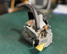 Lade das Bild in den Galerie-Viewer, 8 HP Mercury 9266T22 CARBURETOR WMC-79, 9266A21 WMC-74, 823433 CHOKE SOLENOID oem TWO STROKE 9.9 15 HP
