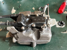 Load image into Gallery viewer, BF 115 130 135 150 hp Honda Vst Vapor Separator BODY float chamber 16019-ZY6-003 16015-ZW5-010 four stroke fuel system FLOAT CHAMBER ONLY
