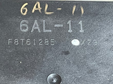 Lade das Bild in den Galerie-Viewer, f 200 hp Yamaha ECU CONTROL UNIT 6AL-8591A-11-00 f8t61285 6AL-11 four stroke 2012
