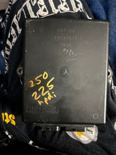 Lade das Bild in den Galerie-Viewer, given to dealer jan2026—-225 hp Yamaha HPDI ECU control unit f8t93673 60Y-8591A-02-00 Two Stroke 2003-2004

