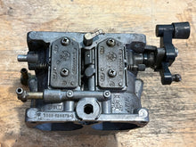 Lade das Bild in den Galerie-Viewer, 200 hp Mercury CARBURETOR SET WMV 5-1 5-2 5-3 3326-828272A13 828272A49, 3326-828272A14 828272A50, 3326-828272A15 828272T51 two stroke 1996-1998
