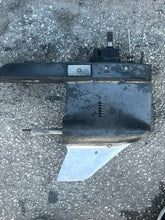 Lade das Bild in den Galerie-Viewer, sold july2025—-Force LOWER UNIT up-and-down-to-shift 20”
