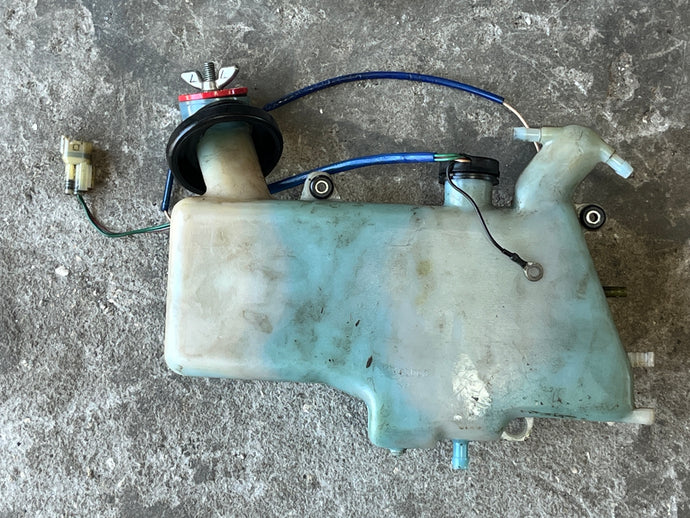 50 hp Yamaha OIL TANK 63D-21707-00-00 LEVEL GAUGE 63D-85720-00-00 CUSTOM CAP two stroke 2000-2009 some 40 hp compatibility