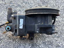 Cargar imagen en el visor de la galería, 135 150 175 hp Mercury AIR COMPRESSOR 831998A10 831998-c1 831998A13 two stroke 2.5 DFI 831998A9 831998A22 899113A03 8M0050656 8M0057463 8M0060053
