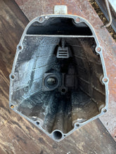 Load image into Gallery viewer, BF 90 75 hp Honda EXTENSION CASE 40201-ZW1-020ZA four stroke 1998 compatible 115 130 hp
