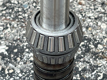 Cargar imagen en el visor de la galería, 225 - 400 hp Mercury Verado XXXL 30” Driveshaft 45-8m008696 (45-8m0086969) for HD Gearcase with bearings - possibly equivalent to  8M0199854
