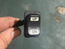 Load image into Gallery viewer, f 150 hp Yamaha  TRIM TILT SWITCH 704-82563-42-00 69J-82563-01-00 four stroke 50 - 250 hp
