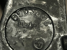 Load image into Gallery viewer, 150 200 hp Mercury DFI THROTTLE LEVER 850389-c THROTTLE CAM 850393c 858847 LINK 850815 two stroke Optimax
