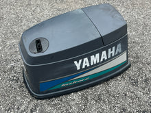 Load image into Gallery viewer, 90 hp Yamaha Inshore TOP COWLING ASSY 6H1-42610-W0-4D two stroke 1997-1999
