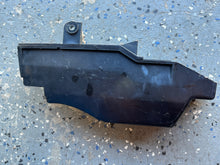 Load image into Gallery viewer, DF 140 115 hp Suzuki DUCT AIR SILENCER 13840-90J00 13810-90J01 four stroke 2001-2013 2013-2020 some 90 100 hp
