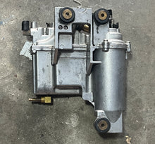 Load image into Gallery viewer, 200 hp Mercury VST Vapor Separator Tank 883245T04 883256T1 FUEL PUMP 881705T1 two stroke EFI
