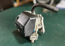 Lade das Bild in den Galerie-Viewer, 8 HP Mercury 9266T22 CARBURETOR WMC-79, 9266A21 WMC-74, 823433 CHOKE SOLENOID oem TWO STROKE 9.9 15 HP
