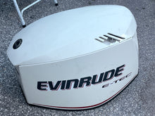 Cargar imagen en el visor de la galería, 200 175 150 hp Evinrude 0285631 e-tec engine cover cowling Two Stroke
