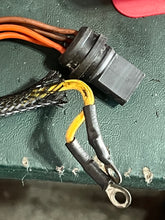 Load image into Gallery viewer, sold shopify may2025—-70 hp Johnson Evinrude 0584560 584560 Evinrude Stator 1995-2005 two stroke
