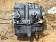 Load image into Gallery viewer, 70 hp Johnson Evinrude 313355 d2 d1 CARBURETOR w linkages, choke solenoid &amp; plunger TWO STROKE oem 0393546 0393547 CARBURETOR with linkages two stroke 1978-88
