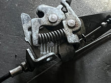 Load image into Gallery viewer, 115 hp Yamaha BOTTOM COWLING STAY 6R3-42811-01-00 6R3-42811-10-00 WIRE COMPLETE 6N7-42850-10-00 6N7-42850-20-00 two stroke 1994-2009 some 130 150 175 200 225 250 hp compatibility
