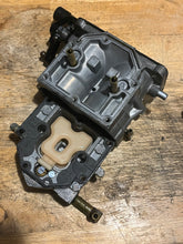 Lade das Bild in den Galerie-Viewer, 200 175 150 hp Mercury CARBURETOR SET WMH-16 top 3308-9672A44 3311-818650A4 818650A52, center 3308-9672A45 818650A5 818650A53, bottom 3308-9672A46 818650A6 818650A59 two stroke v6
