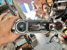 Cargar imagen en el visor de la galería, 115 hp Mercury Optimax VST BOWL CHAMBER 889324T03 WIRE 889325A02 FUEL PUMP 14360T74 SENSOR 889330 two stroke DFI compatible 75 - 250 hp
