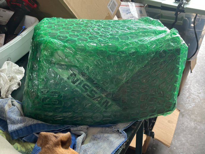 shipping for 8 9.8 hp Nissan tohatsu 3K9S675001 MOTOR COVER UPPER two stroke , top
