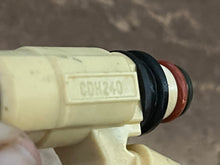 Load image into Gallery viewer, f 225 200 hp Yamaha FUEL INJECTOR CDH240 69J-13761-00-00 four stroke 2002-2010 TESTED
