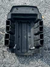 Load image into Gallery viewer, 225 hp Mercury SEA PRO SOUND ATTENUATOR 8184441 intake airbox Two Stroke 3 Liter CARBURETED 818444
